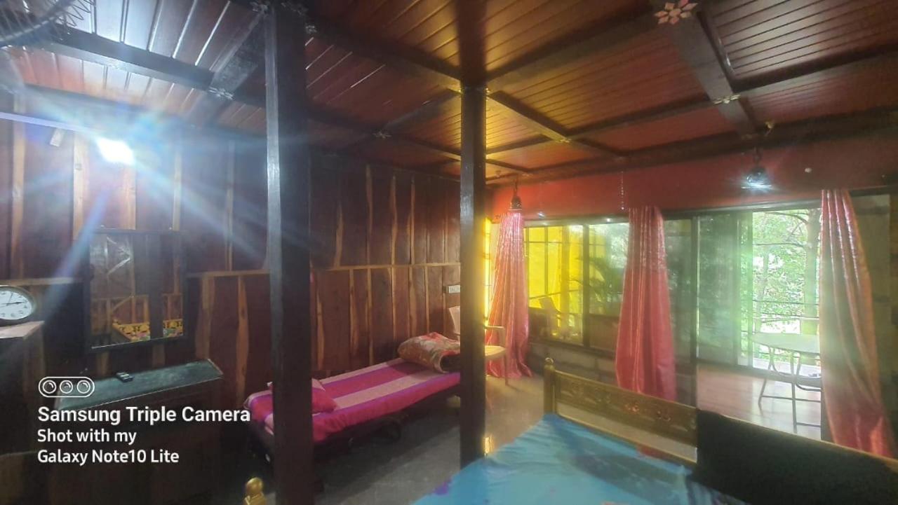 Amruta Homestays Chikhaldara Екстериор снимка